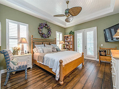 Living, Family & Bedrooms